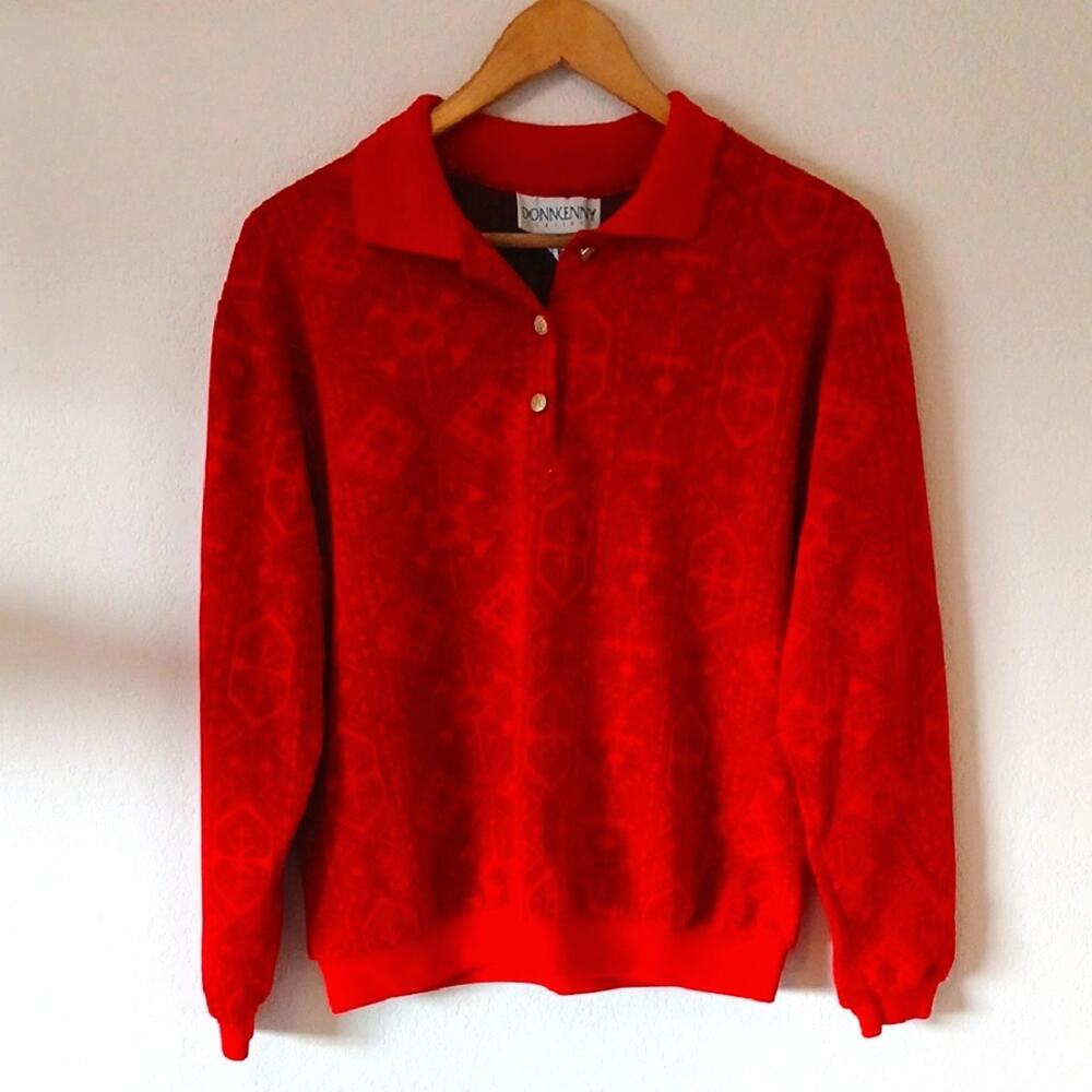 Vintage Donnkenny Classics Red Collared Knit Top With Gold Buttons